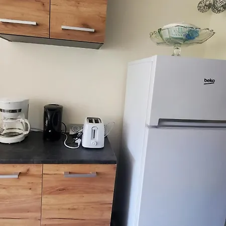 A 100m De La A3, Rez-de-chaussee Agde